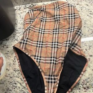 Burberry swimming suit worn for about two hours In Jamaica never again